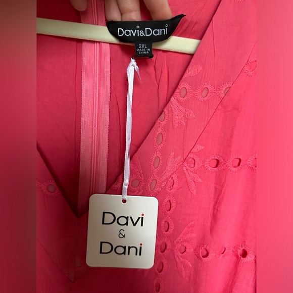 💖Davi & Dani Bright Pink Eyelet Babydoll Style Dress, Fully Lined- size 2XL - Picture 5 of 11